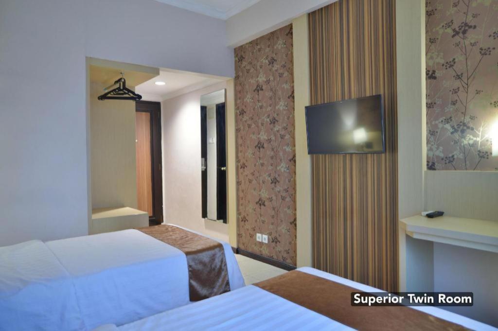 Sleepzzz Hotel Senayan Jakarta Exterior photo