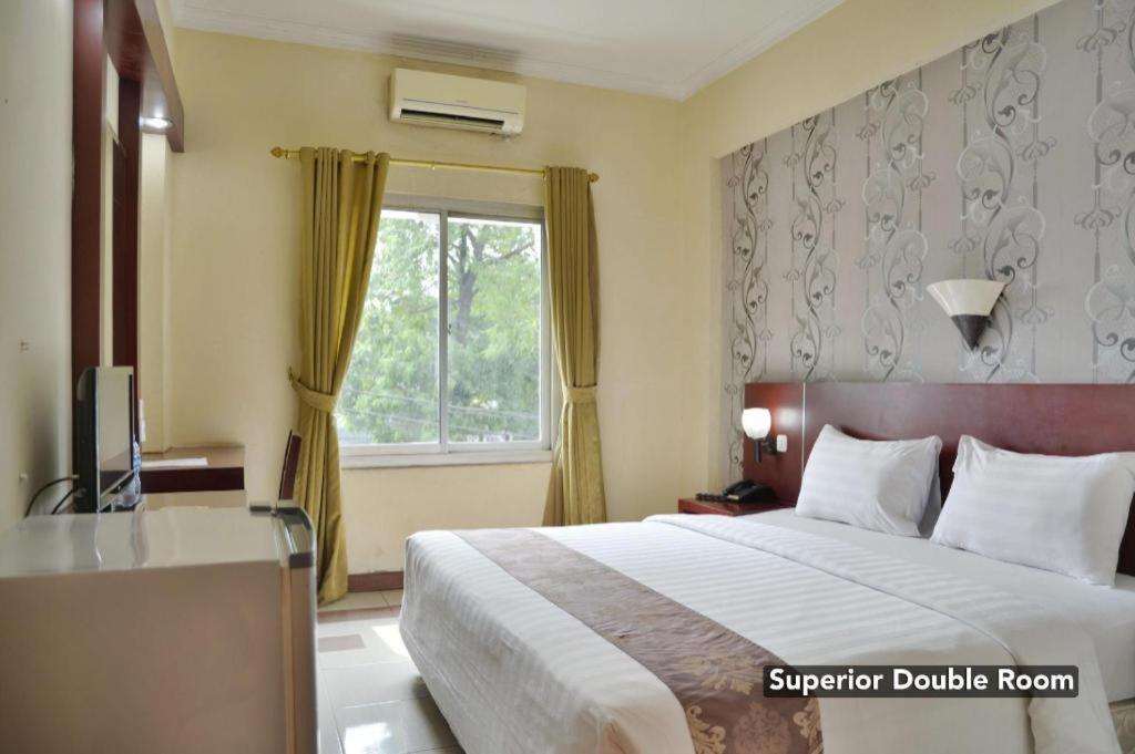 Sleepzzz Hotel Senayan Jakarta Exterior photo