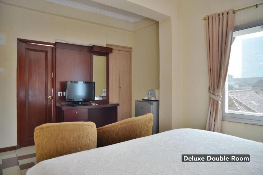Sleepzzz Hotel Senayan Jakarta Exterior photo